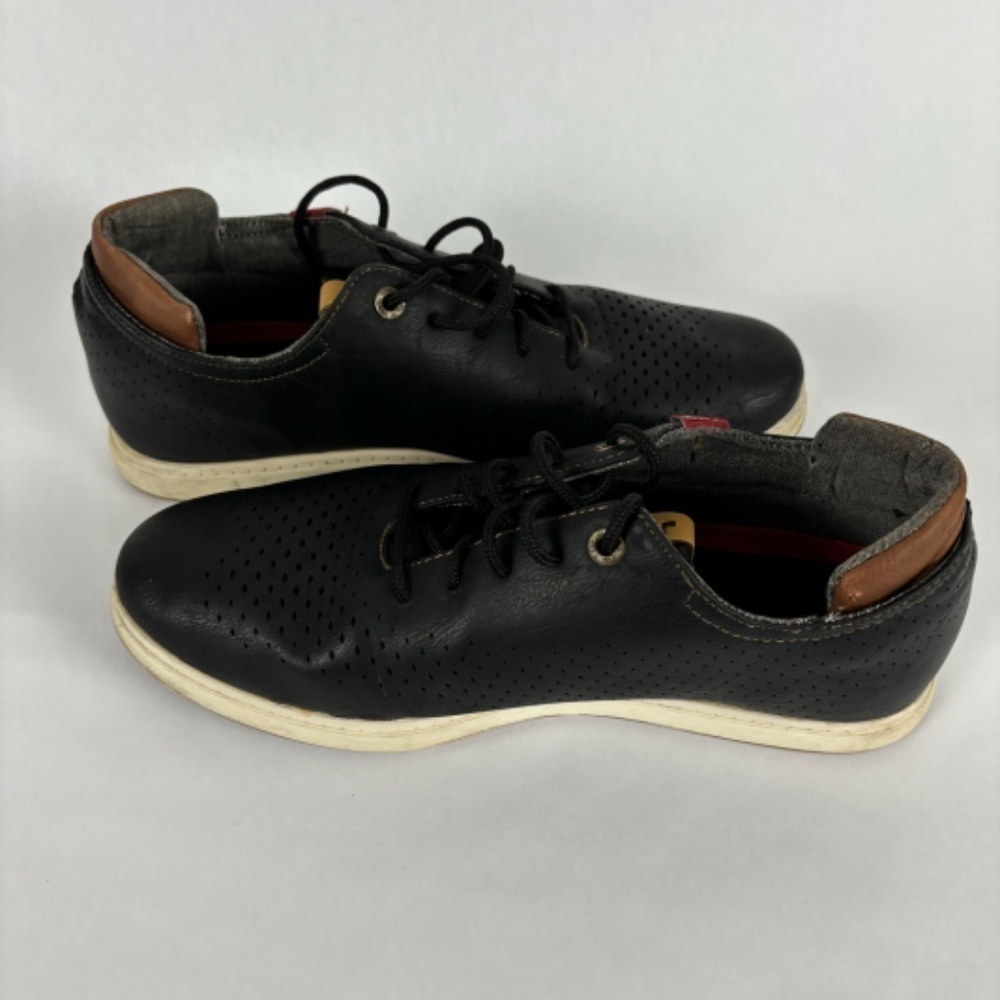 Vintage Levi's Sneakers Black Classic shoes - Picture 6 of 9